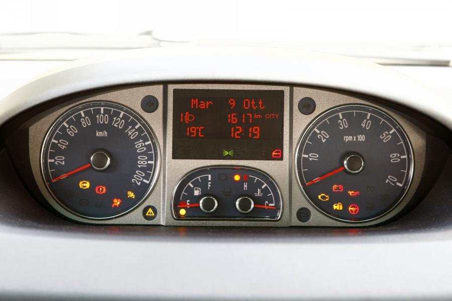  Lancia Musa 2007 года  (фото 23 из 86)